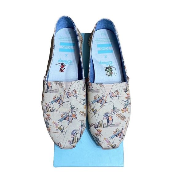 Disney x TOMS Classic Taupe Gus and Jaq Printed Canvas 7.5 Limited Edition RARE - Picture 4 of 9